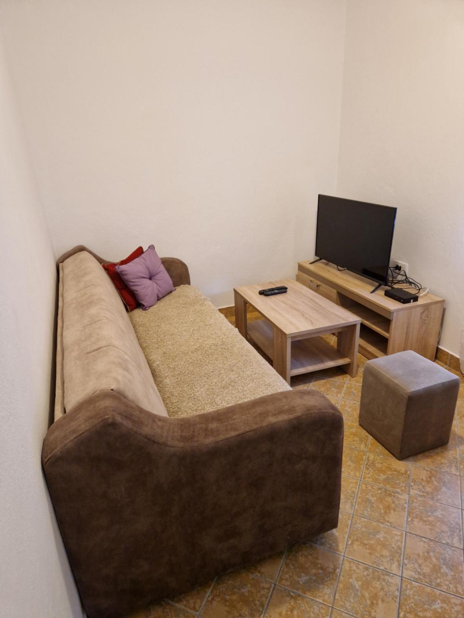 Apartments Stefan Sutomore Bagian luar foto
